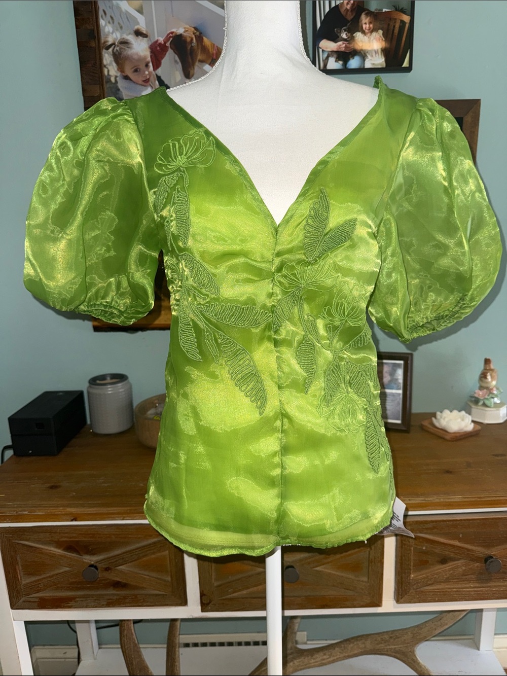 Topshop Green Vacation Women's Puff Sleeve Embroidered Top Size 4